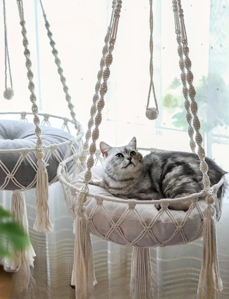 Handwoven Cotton Cat Hammock – Cozy Hanging Nest for Indoor Cats