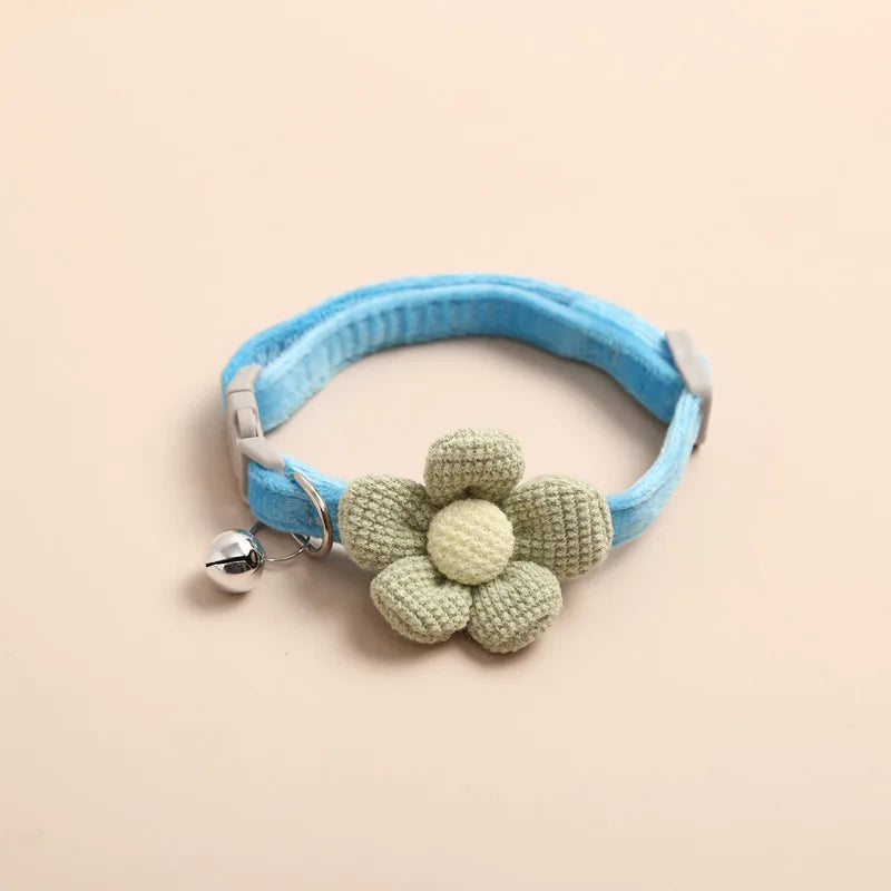 Necklace for Paws: Cozy Flower Bell Cat Collar