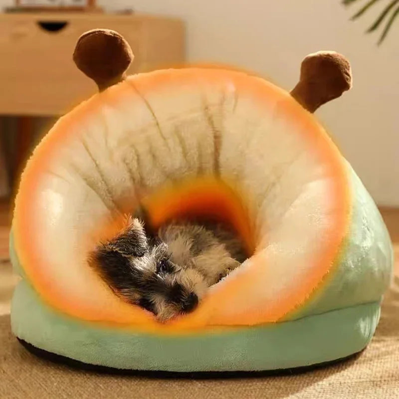 Cozy Slipper Cave Pet Bed (Warm Coral Fleece Hideaway for Cats & Small Dogs) 🥿🧸