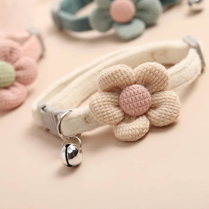 Necklace for Paws: Cozy Flower Bell Cat Collar