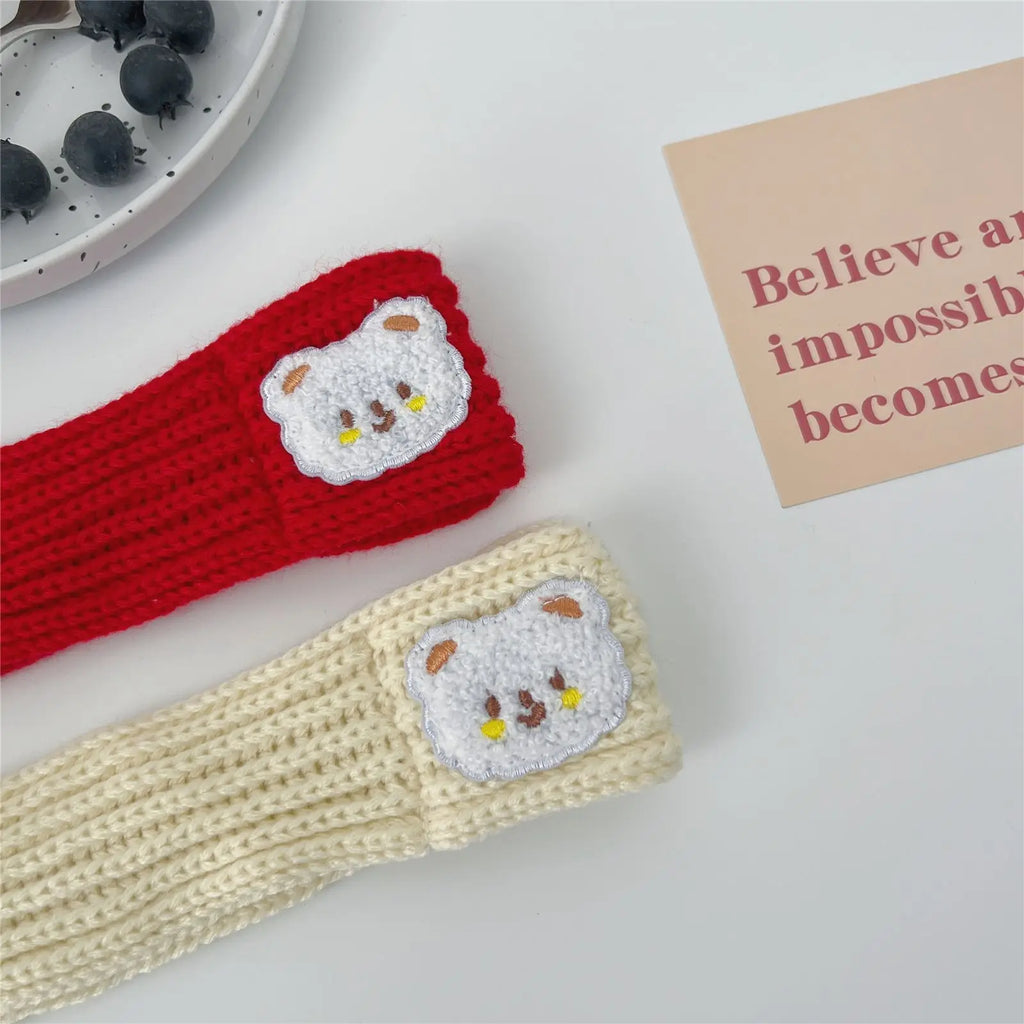 Necklace for Paws: Cozy Knit Pet Scarf