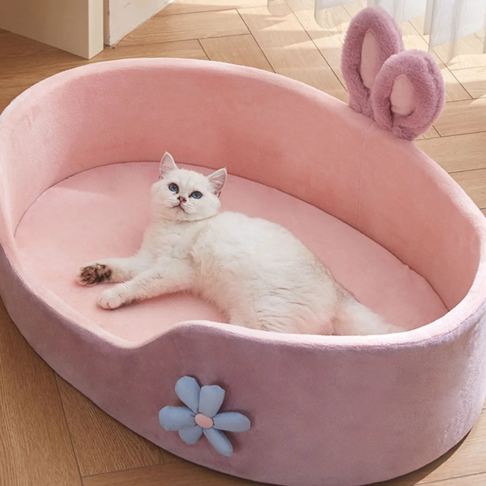 BlushNest Cozy Pet Bed